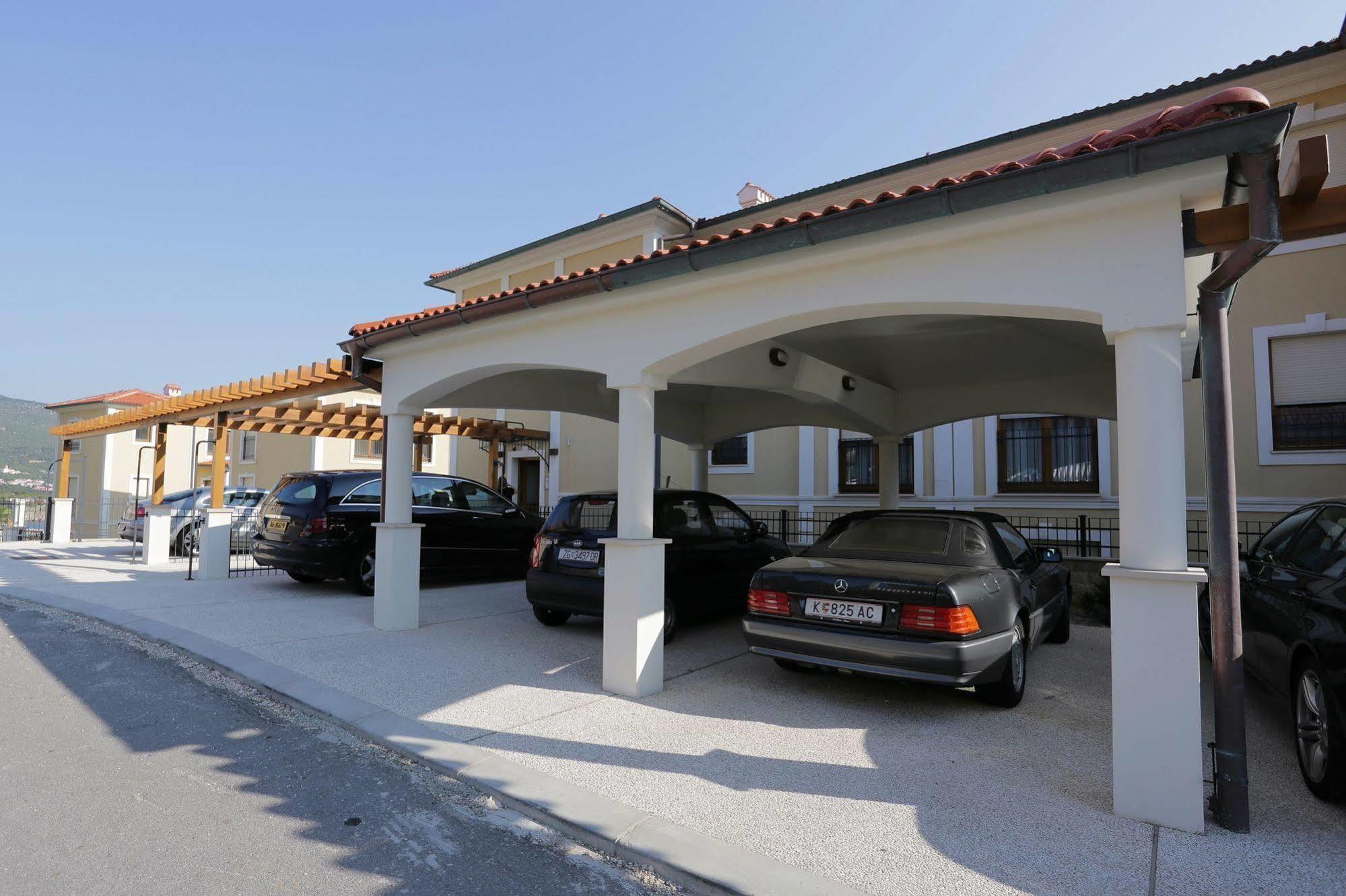 Apartments Poville Residence Povile Exterior photo